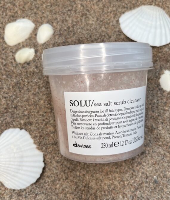 SOLU/Sea Salt Scrub Cleanser