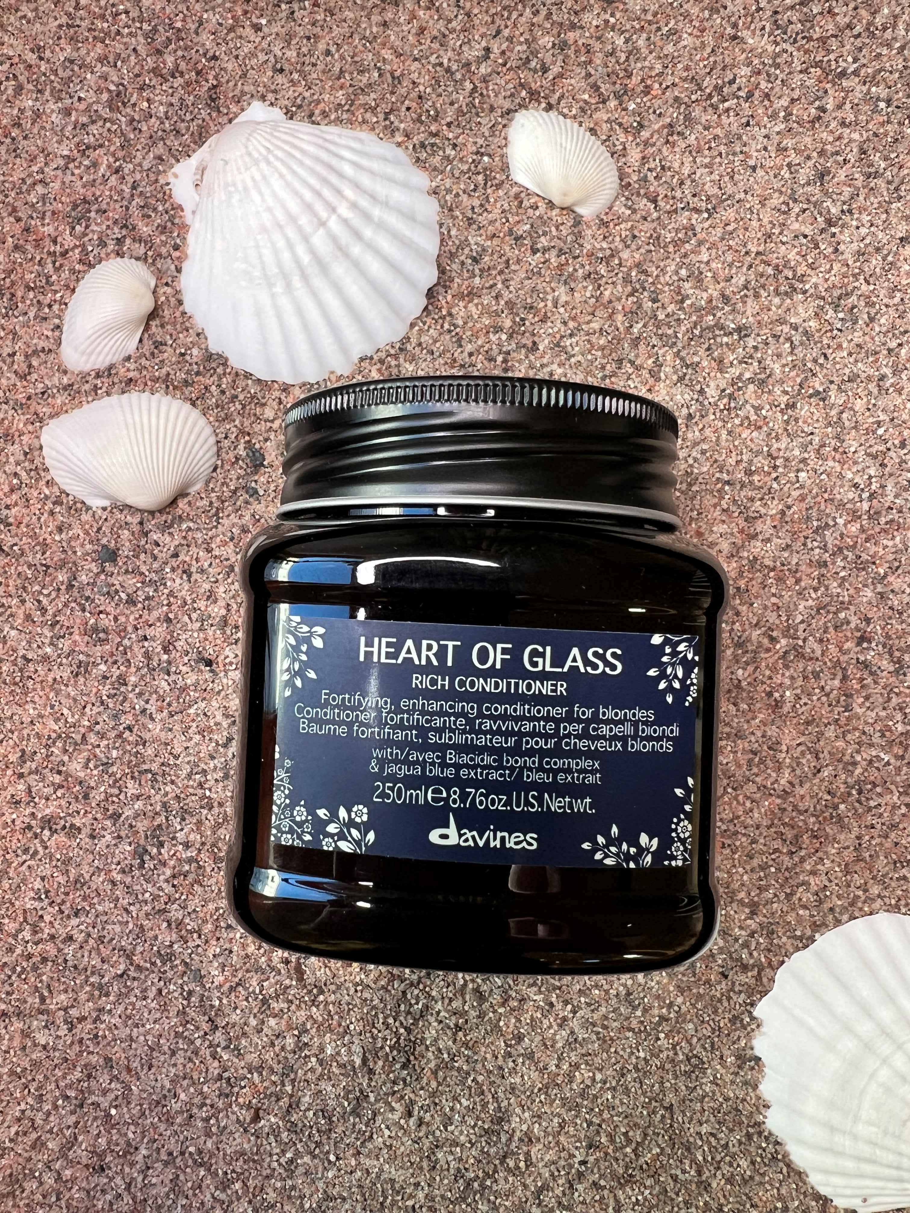 Davines Heart Of Glass Rich Conditioner næringsgivende og styrkende balsam for lyst hår – Nalu Nalu Frisør