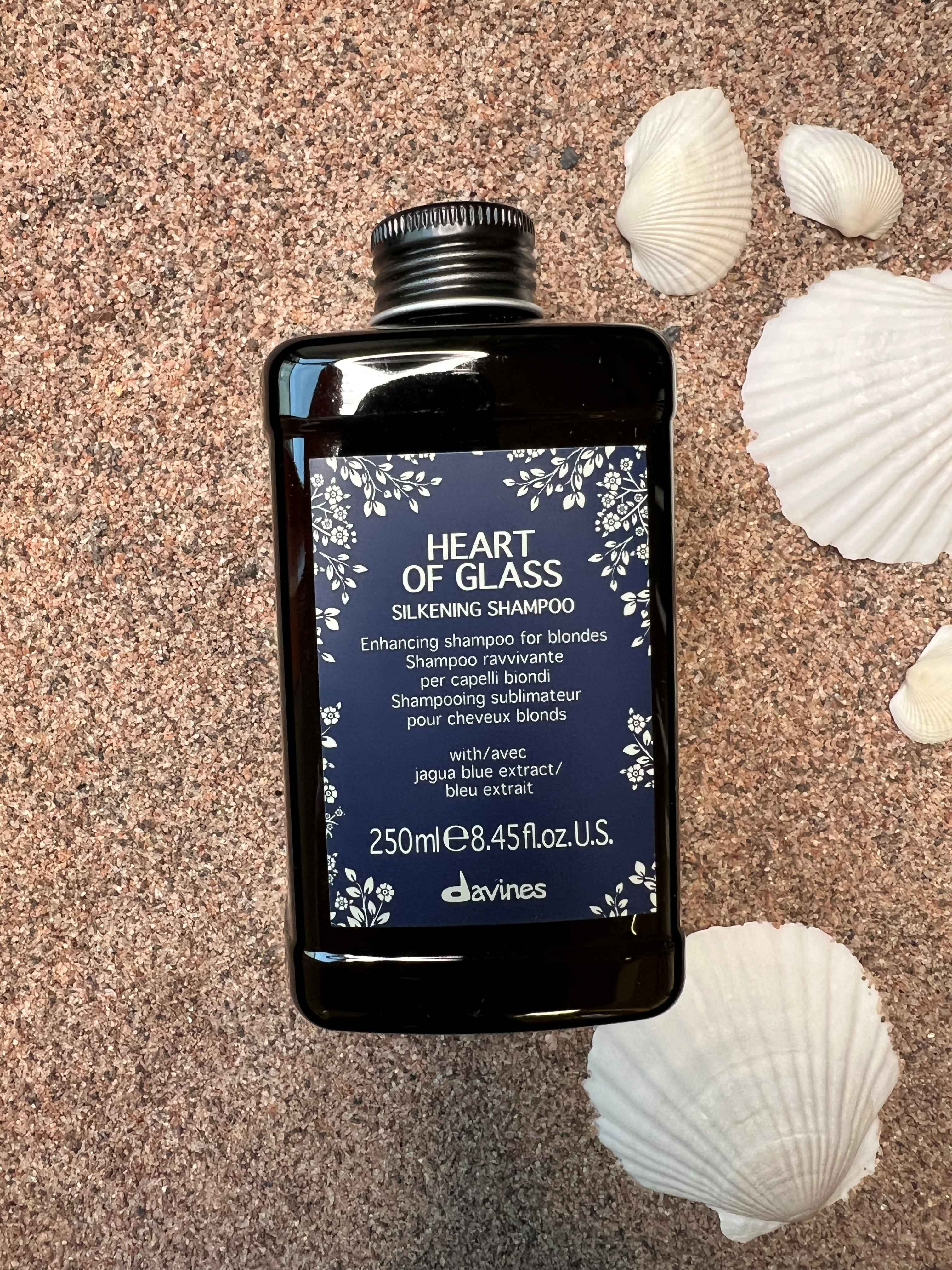 Davines Heart Of Glass Silkening Shampoo glansgivende og fremhevende sjampo for lyst hår – Nalu Nalu Frisør
