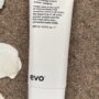 Evo Shape Vixen Volumising Lotion volumgivende hårkrem for løft og fylde – Nalu Nalu Frisør